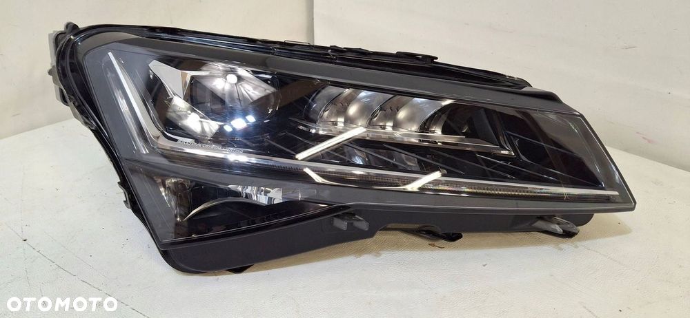 LAMPA PRZÓD PRZEDNIA PRAWA SKODA SUPERB 3 III 3V1 LIFT FULL LED 3V1941016D