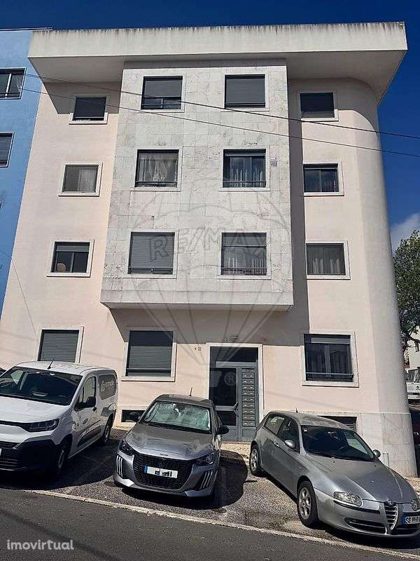 Apartamento T2 para arrendamento - Grande imagem: 2/17