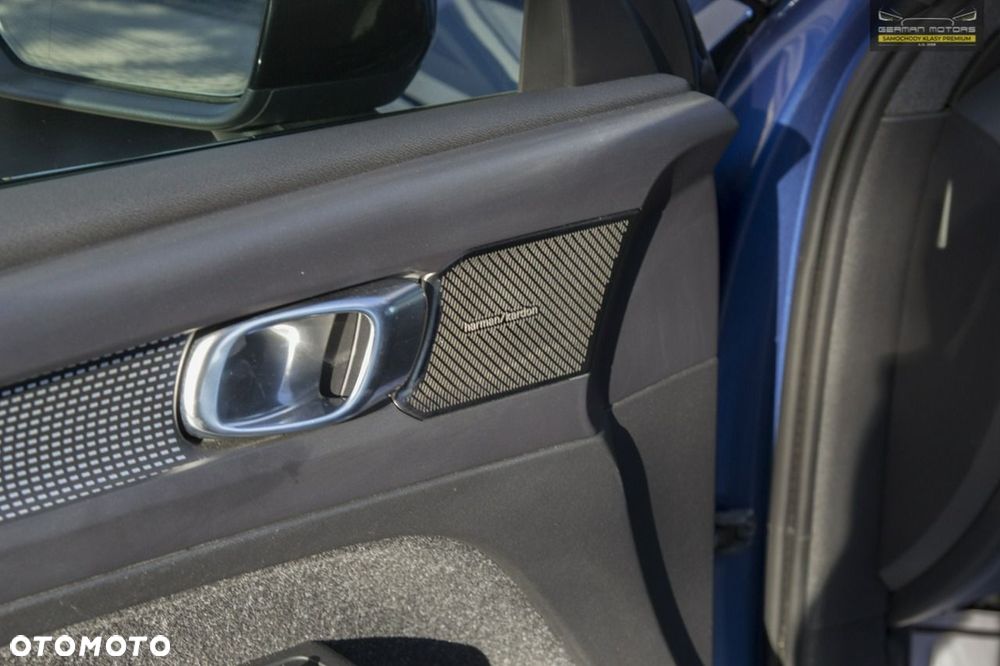 Volvo XC 40 - 26