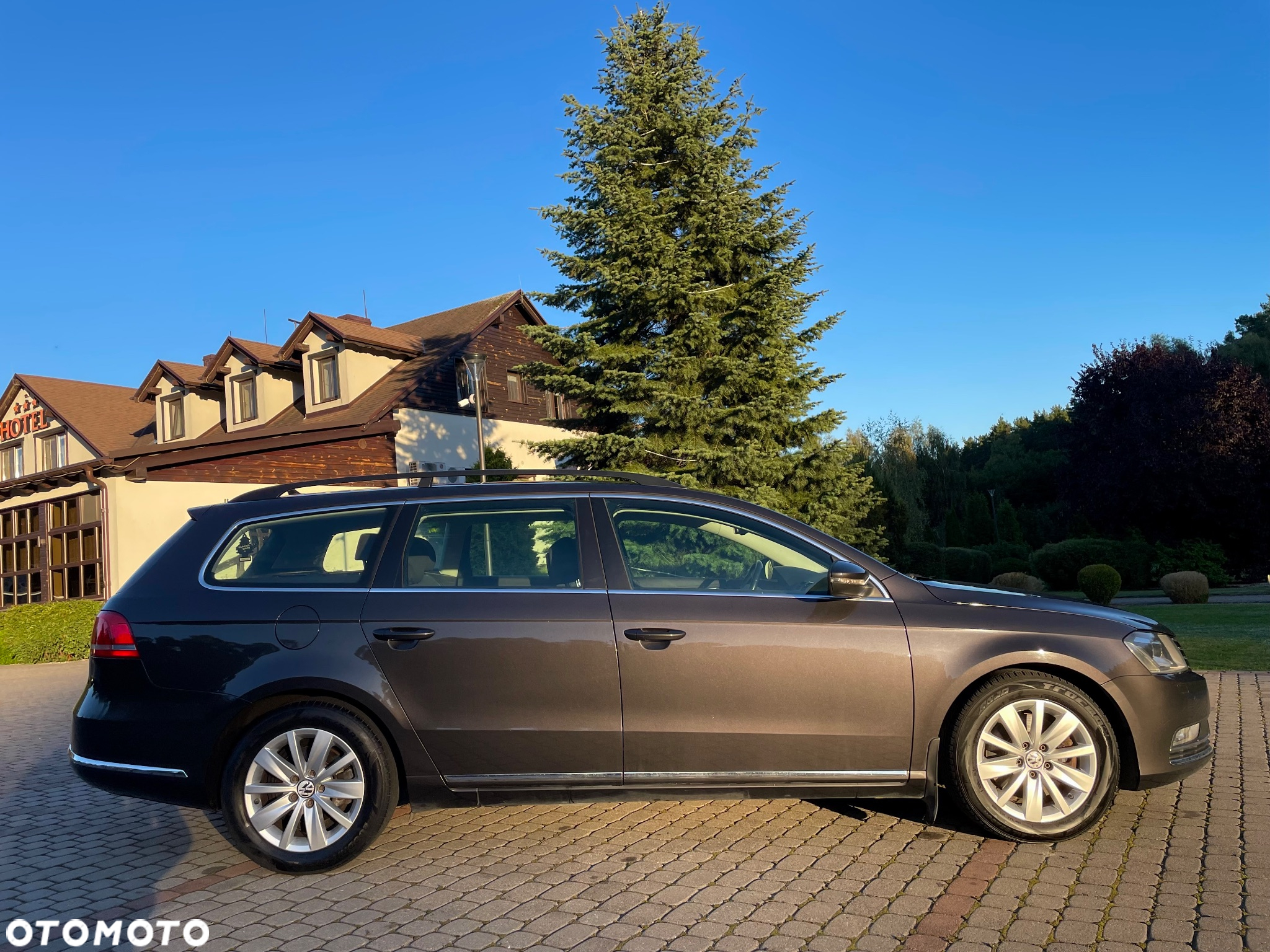 Volkswagen Passat 1.8 TSI Comfortline - 14