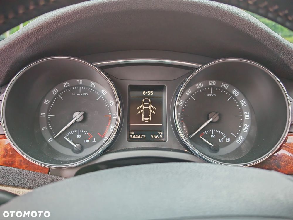 Skoda Superb 2.0 TDI 4x4 L&K - 17