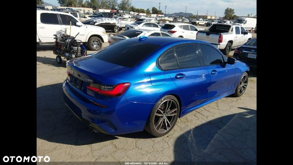 BMW Seria 3 330i M Sport - 4
