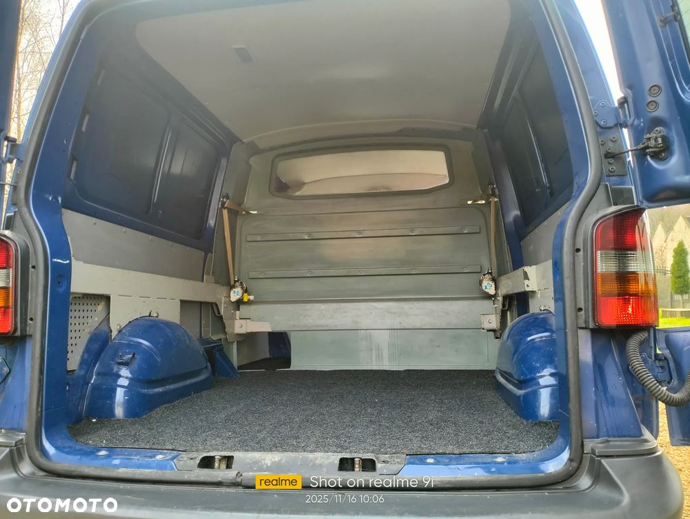 Volkswagen Transporter Long 5osób - 18