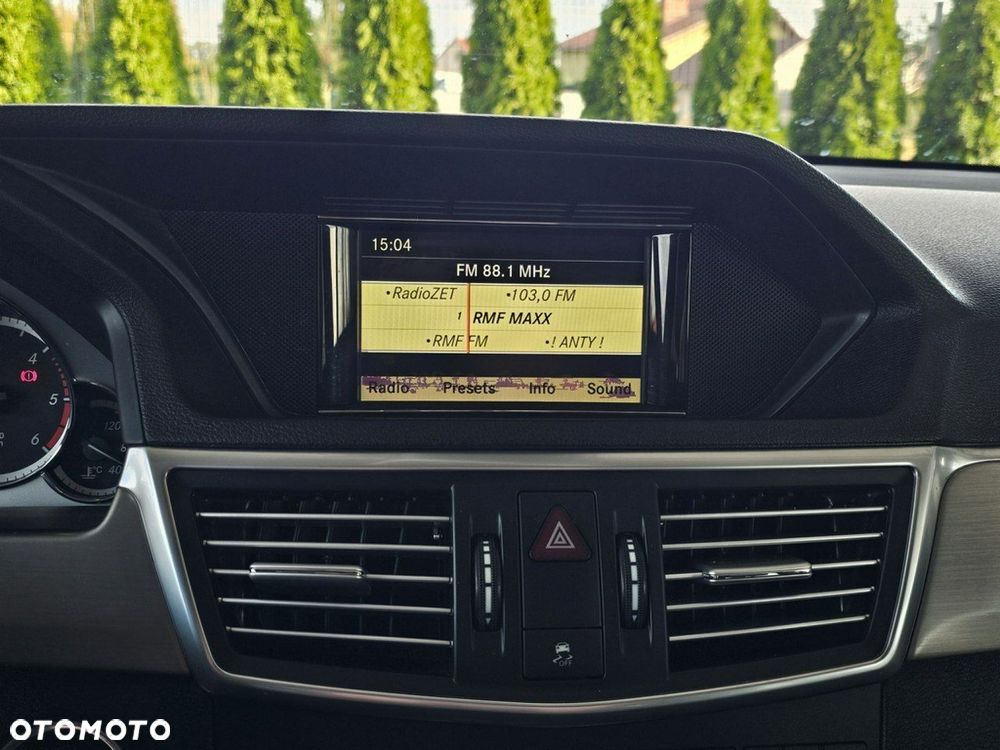 Mercedes-Benz Klasa E - 19