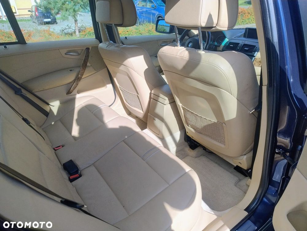 BMW X3 3.0d - 17