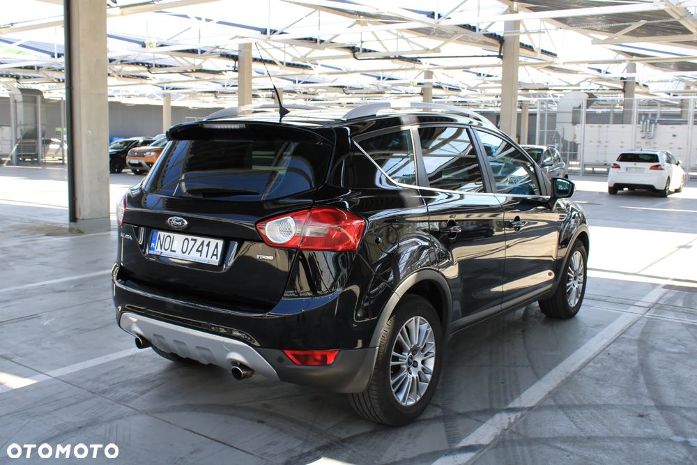 Ford Kuga 2.0 TDCi Titanium - 8