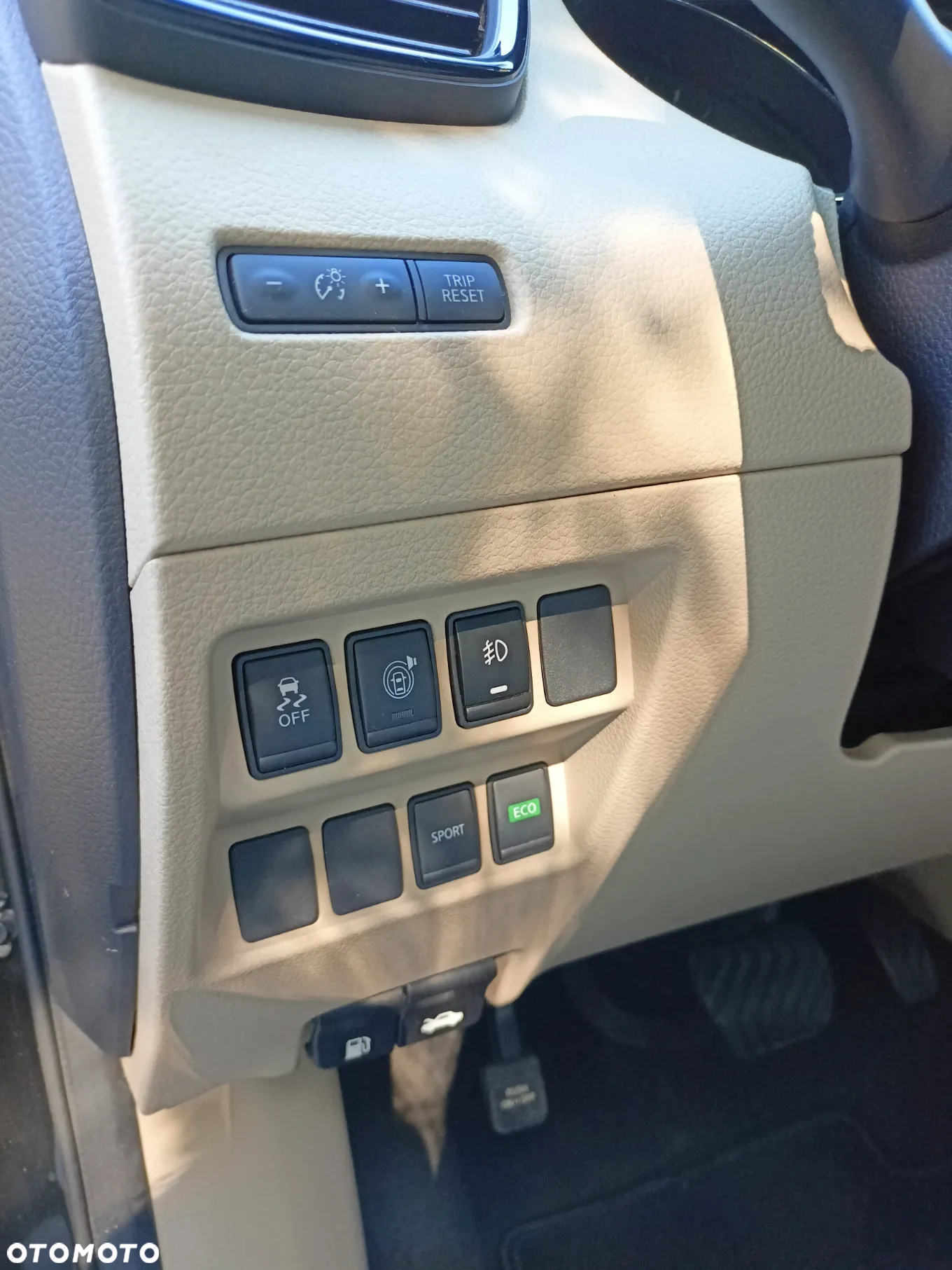 Nissan Rogue - 11