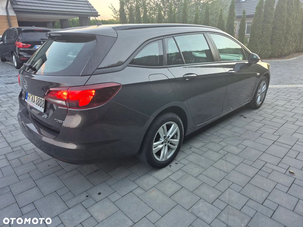 Opel Astra - 10