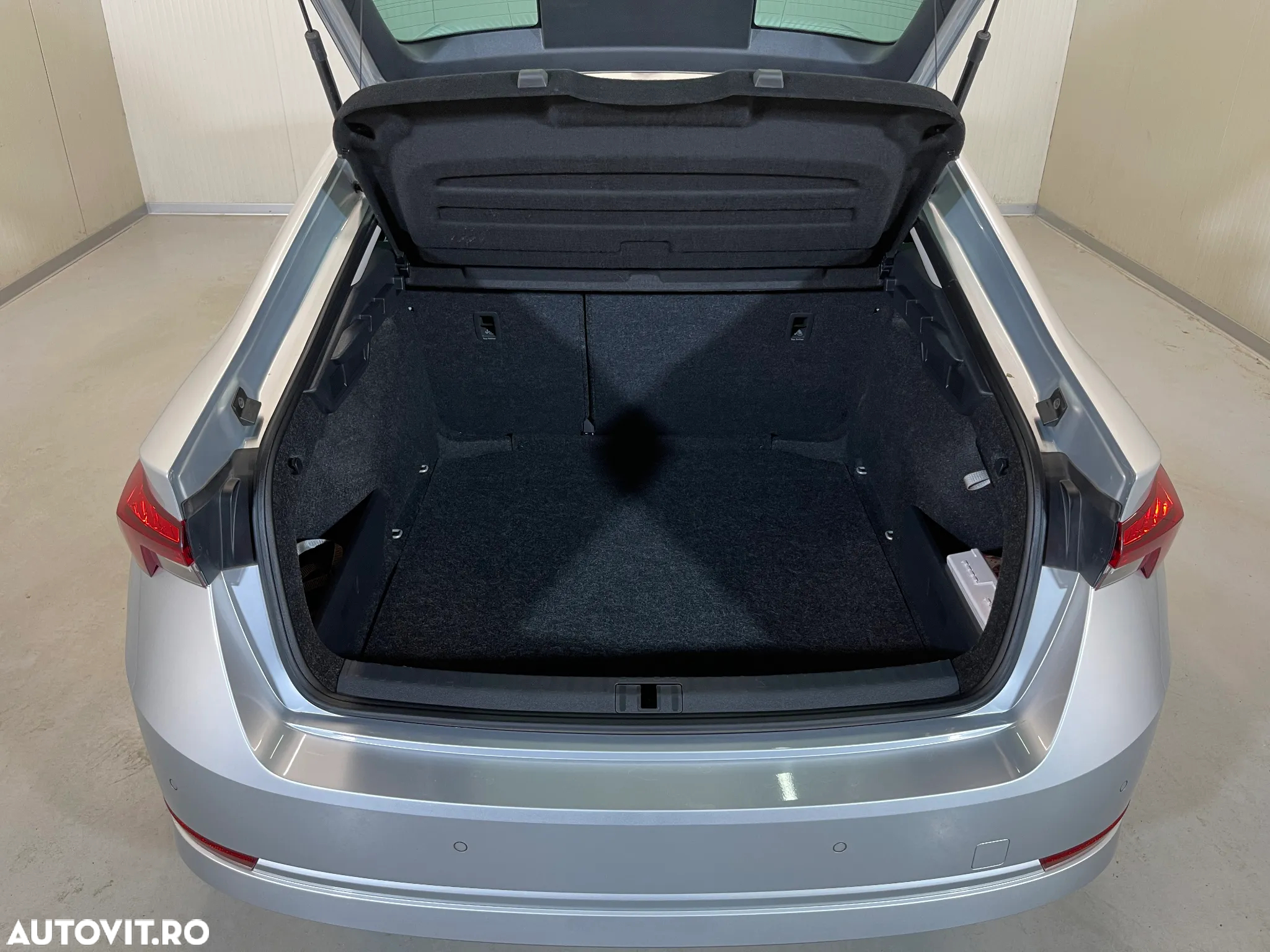 Skoda Octavia 2.0 TDI Ambition - 12
