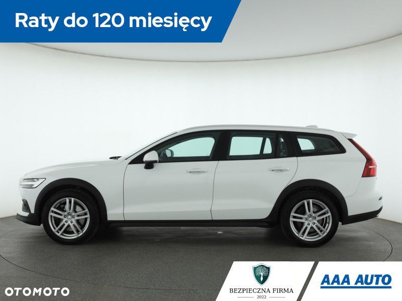Volvo V60 Cross Country - 3