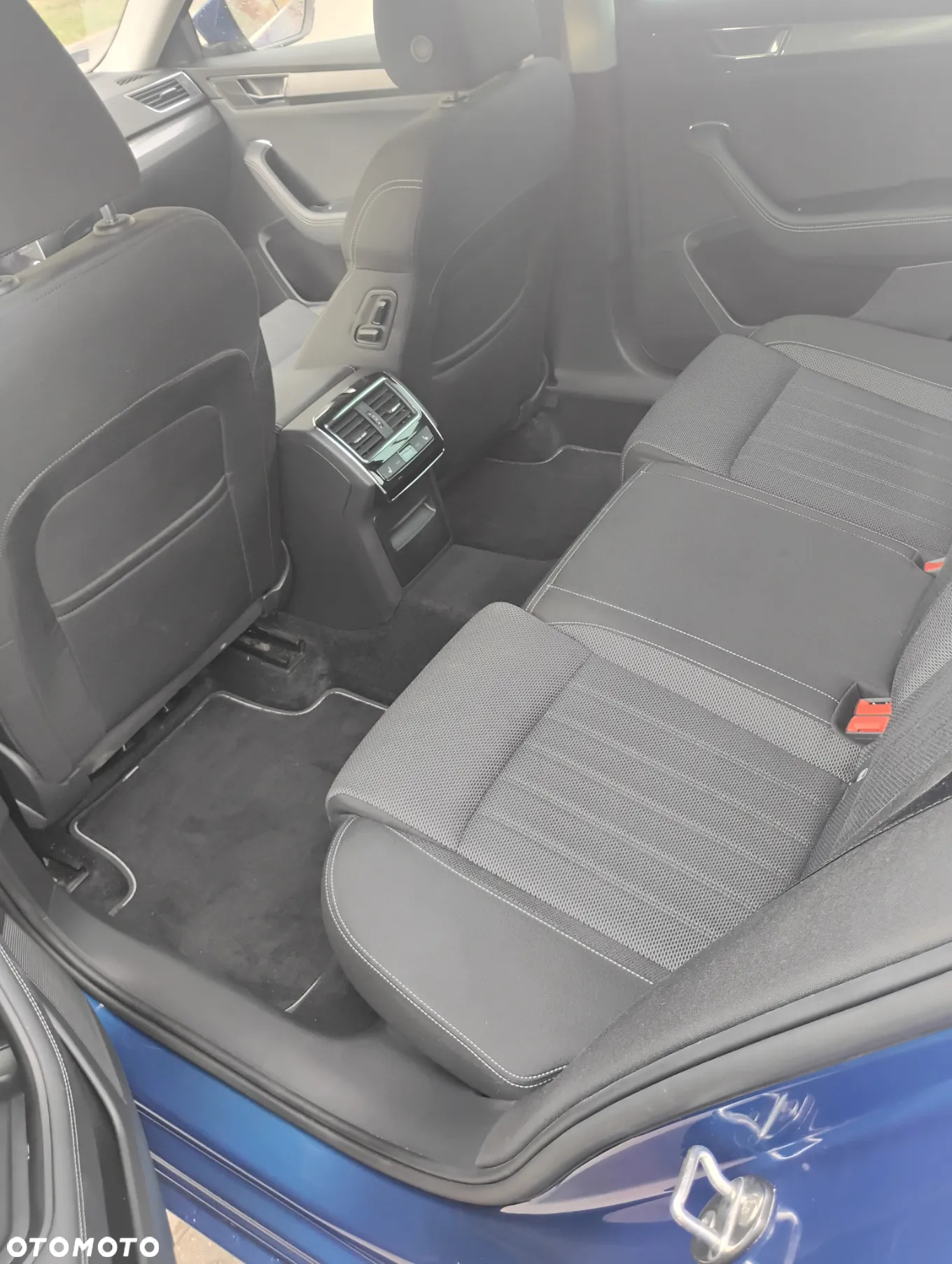 Skoda Superb 2.0 TDI SCR Style DSG - 11