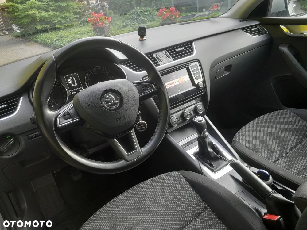 Skoda Octavia 1.6 TDI Ambition - 7