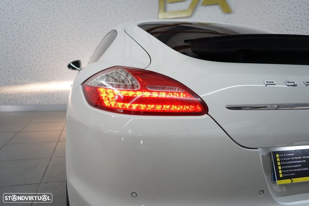Porsche Panamera Platinum Edition - 11