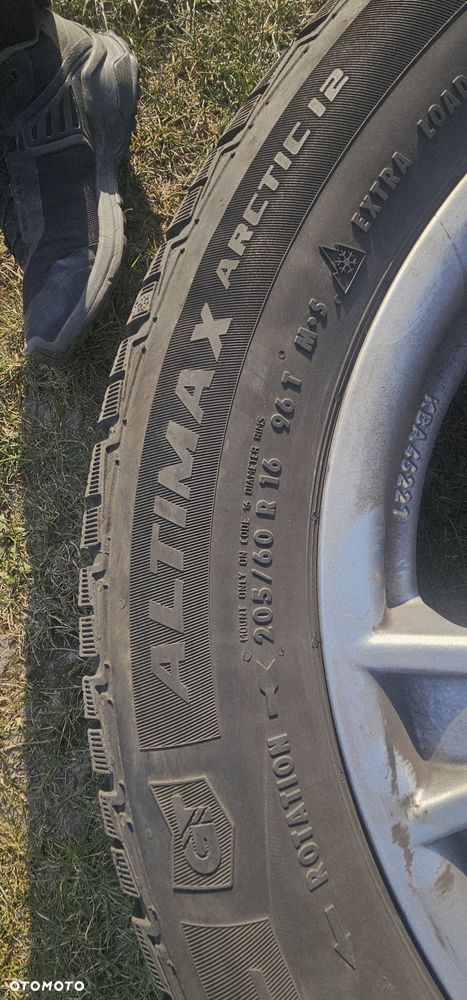 Felgi Aluminiowe z oponami 5x114.3 - 6