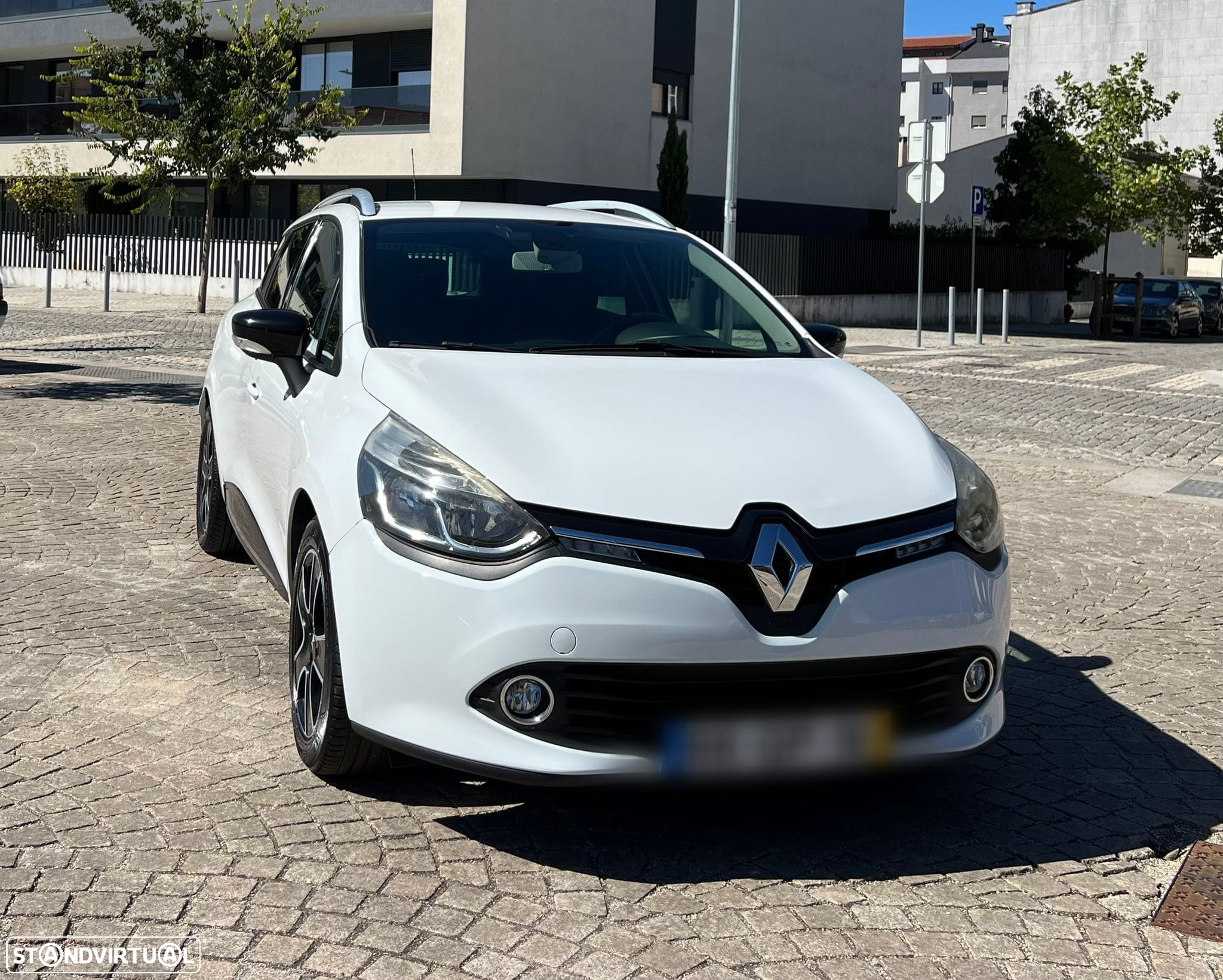 Renault Clio Sport Tourer 0.9 TCE Dynamique S - 3