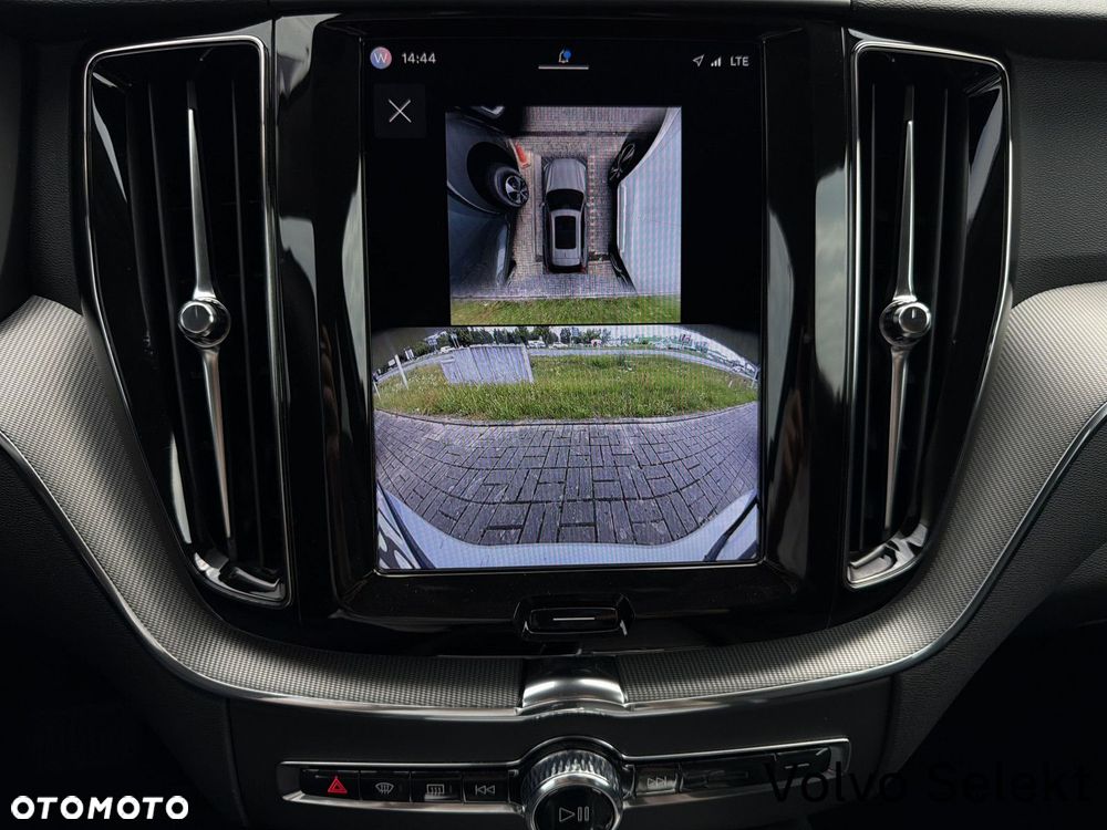 Volvo XC 60 - 24