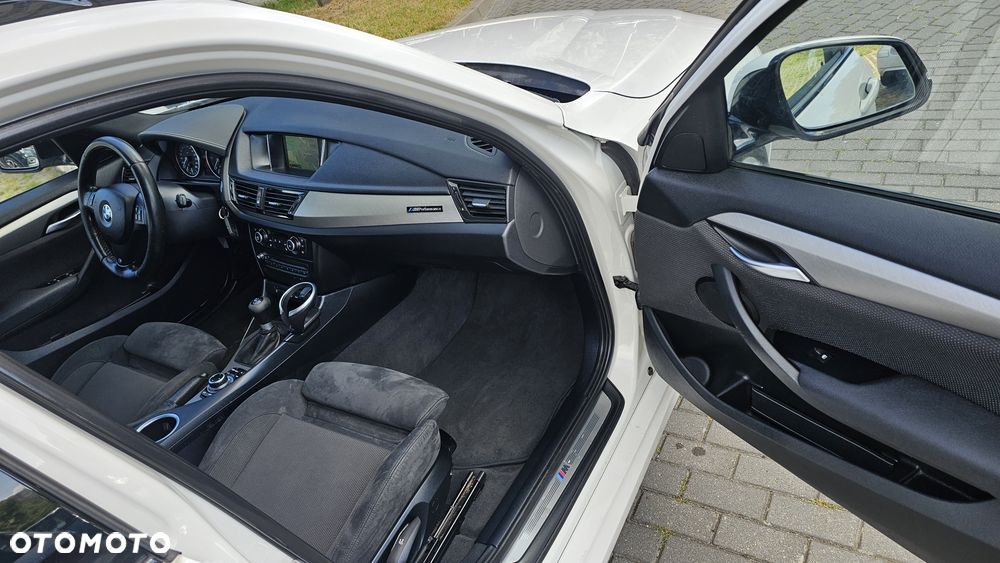 BMW X1 xDrive18d xLine - 14