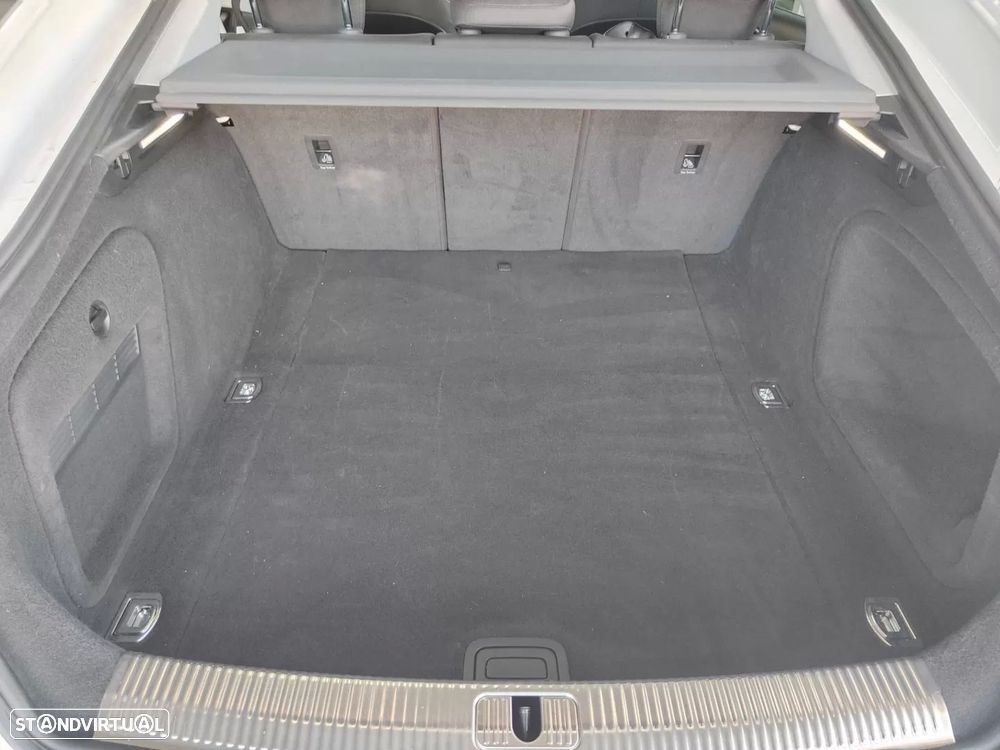 Audi A5 Sportback 30 TDI Advance S tronic - 18