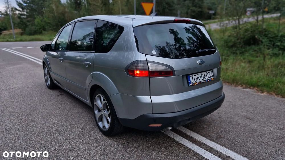 Ford S-Max - 6
