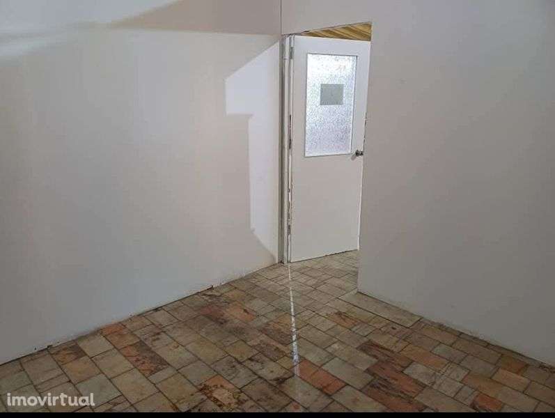 Box para Mobiliários Arrendamento Mensal - Grande imagem: 5/5