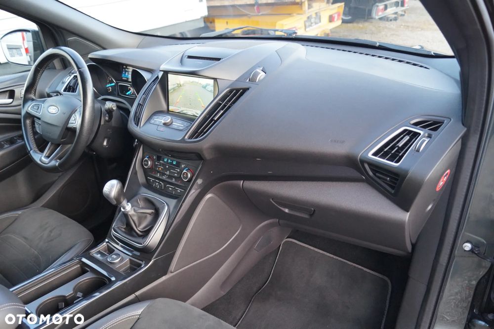 Ford Kuga 1.5 EcoBoost FWD ST-Line Black ASS MMT6 - 36
