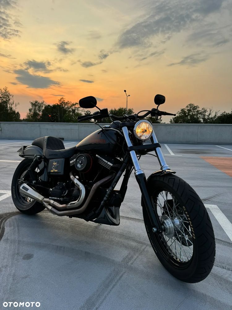 Harley-Davidson Dyna Street Bob - 7