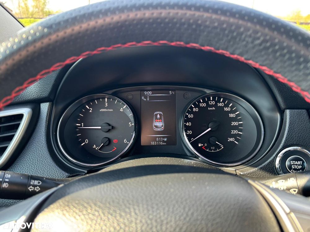 Nissan Qashqai 1.6 DCI 4 x 4 DPF Start/Stop tekna - 12