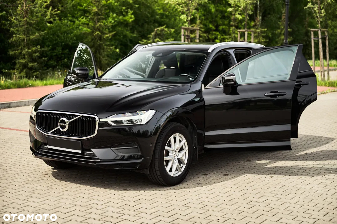 Volvo XC 60 D4 Momentum Pro - 22