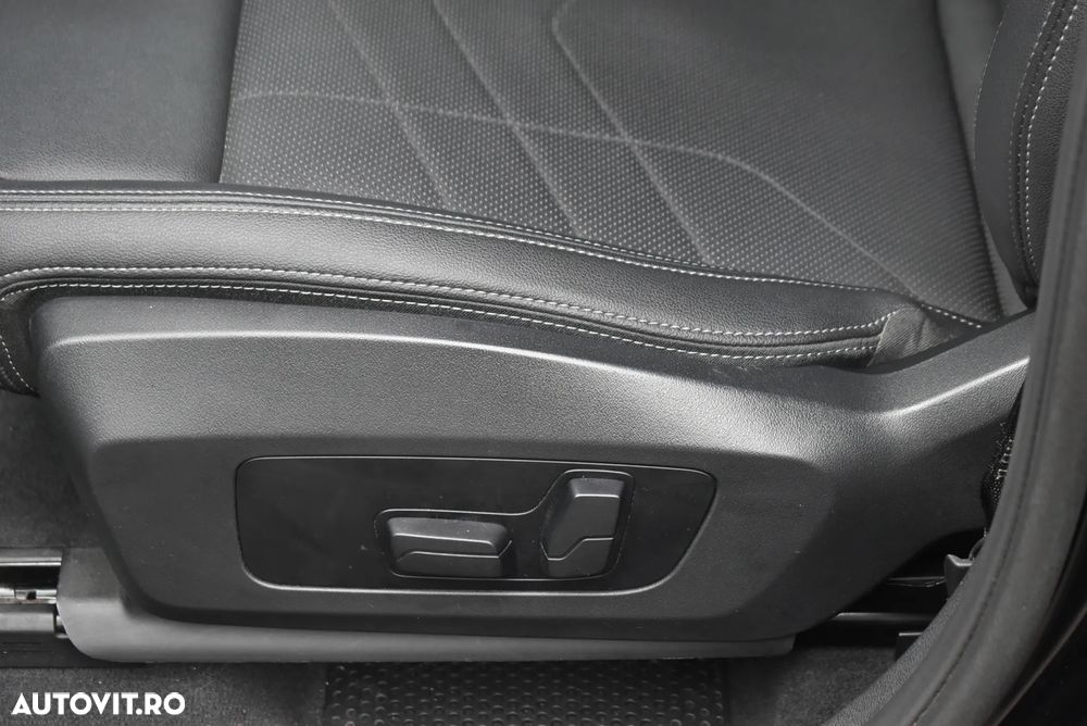 BMW X1 xDrive23d AT MHEV - 11