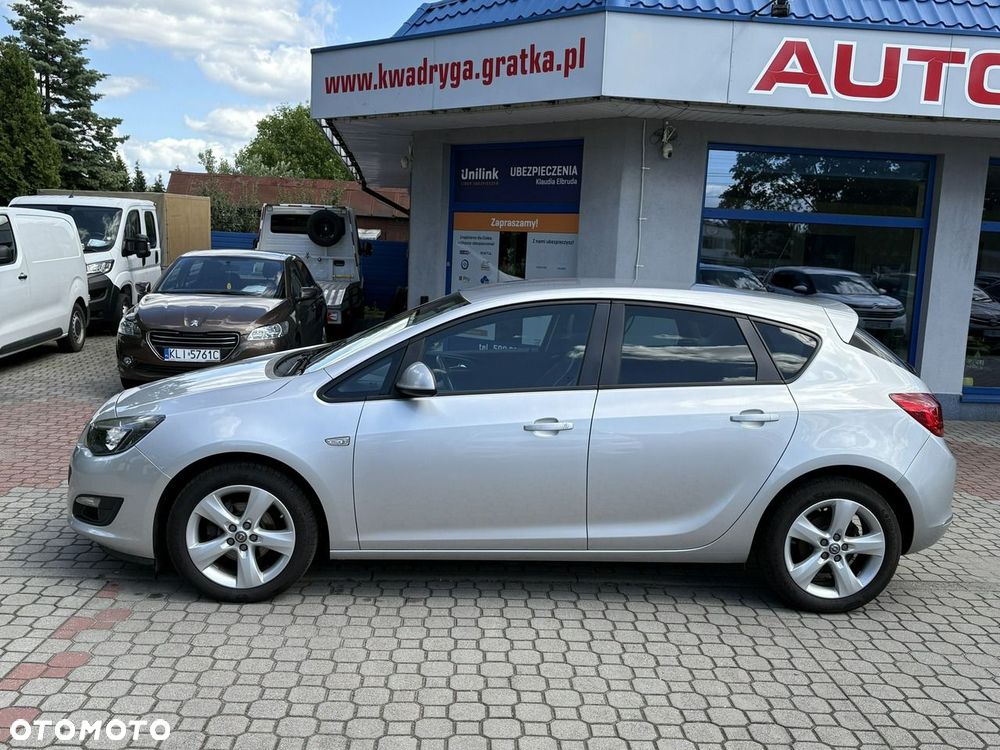 Opel Astra - 9