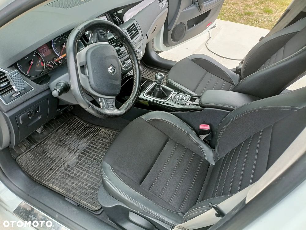Renault Laguna ENERGY dCi 130 FAP Start-Stop Bose Edition - 9
