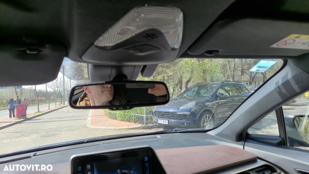 Toyota C-HR 1.8 HSD 4x2 CVT C-lassy - 29