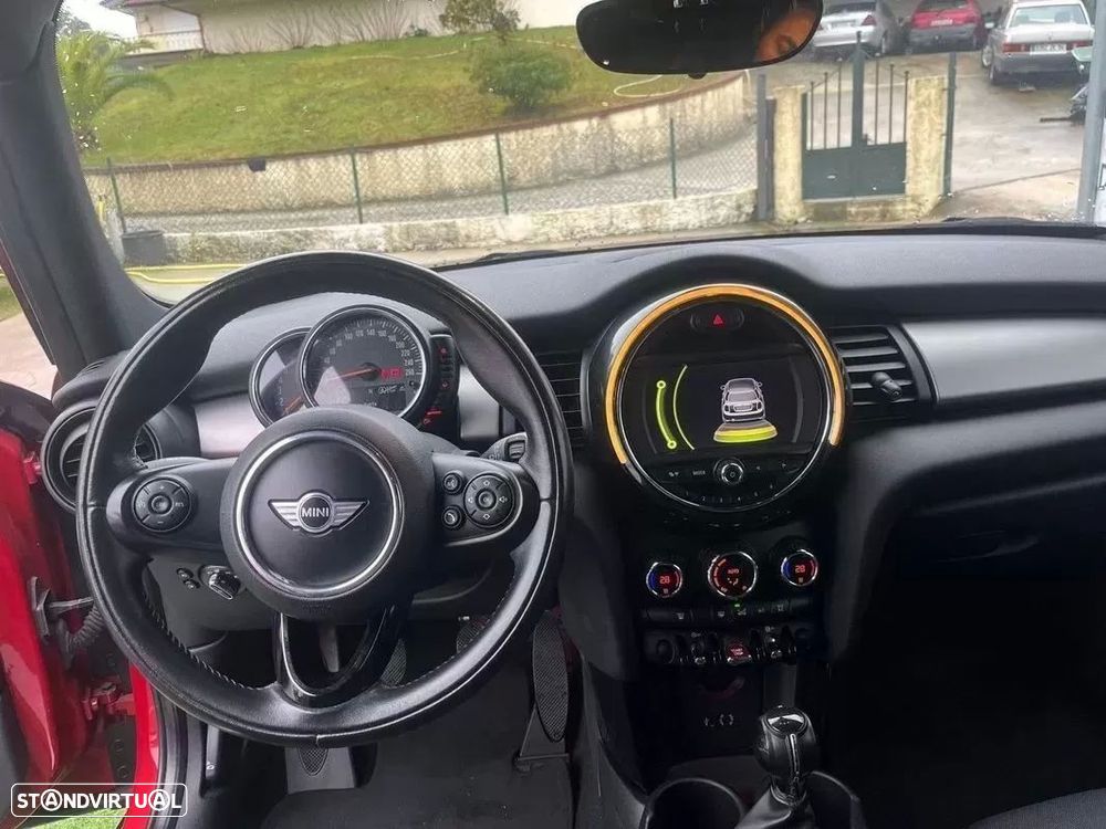 MINI 5 Portas Cooper D - 8