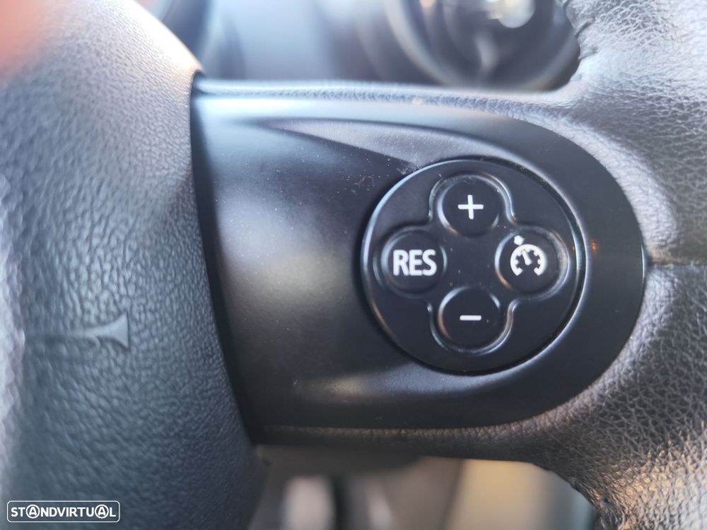 MINI Countryman Cooper D - 20