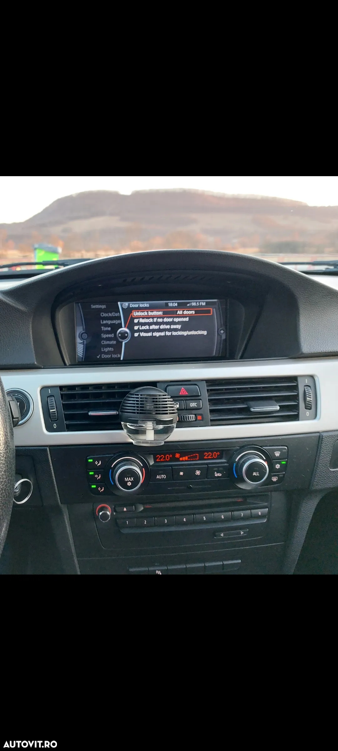 BMW Seria 3 320d DPF Touring Aut. - 11