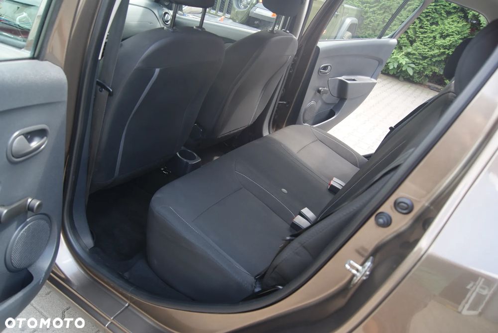 Dacia Sandero - 18
