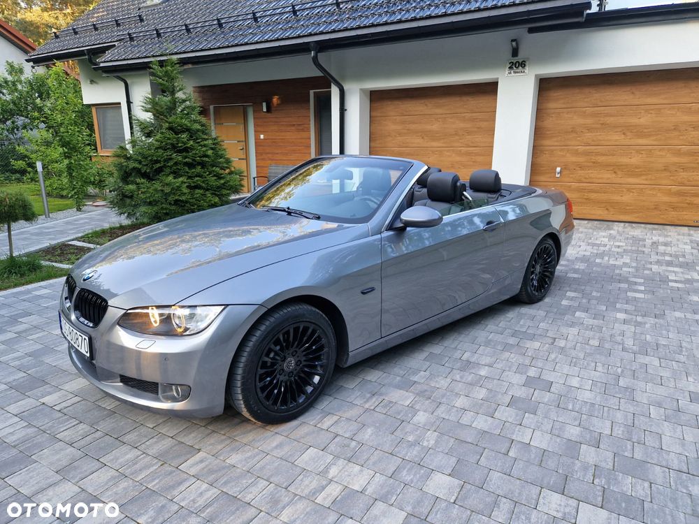 BMW Seria 3 325i - 4