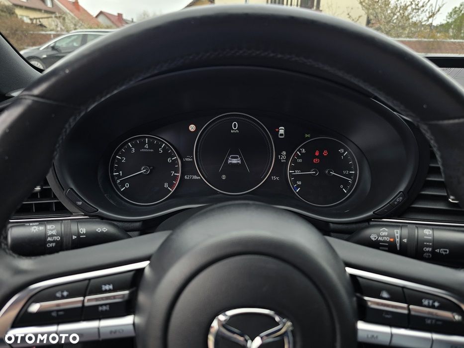 Mazda 3 e-SKYACTIV-G 2.0 M HYBRID - 38