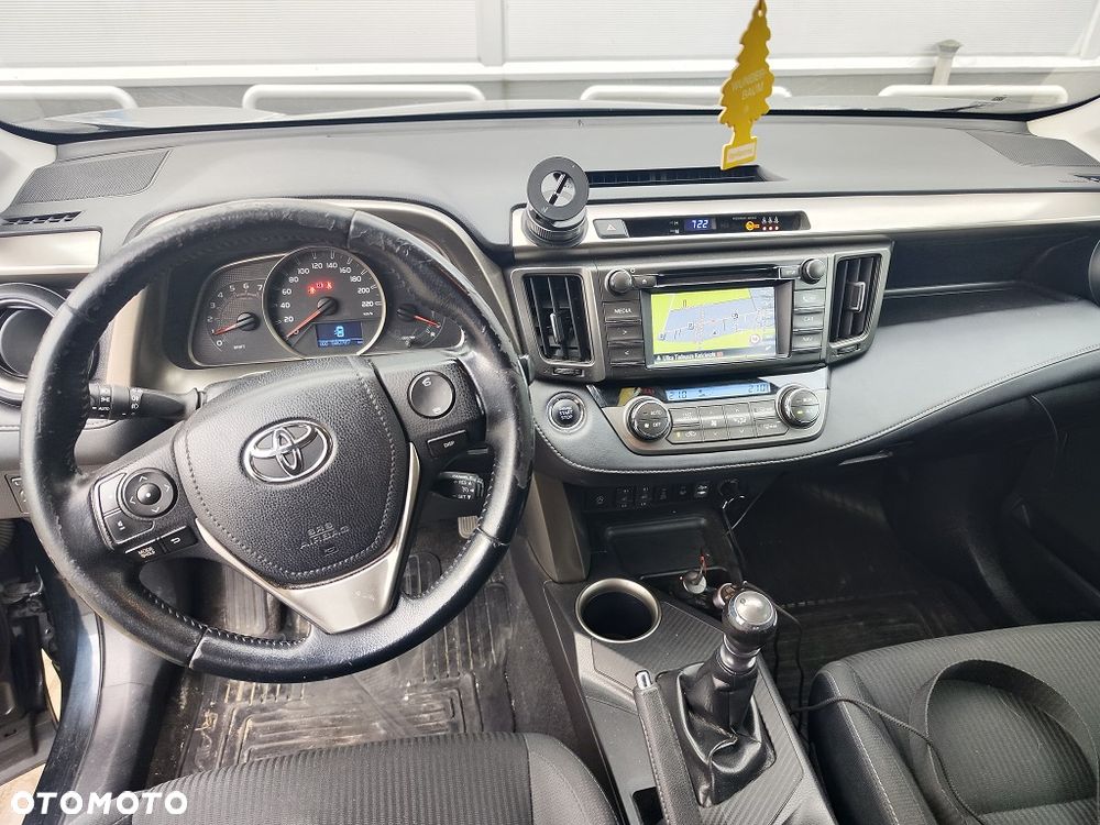 Toyota RAV4 2.0 D-4D Premium 4x2 - 5