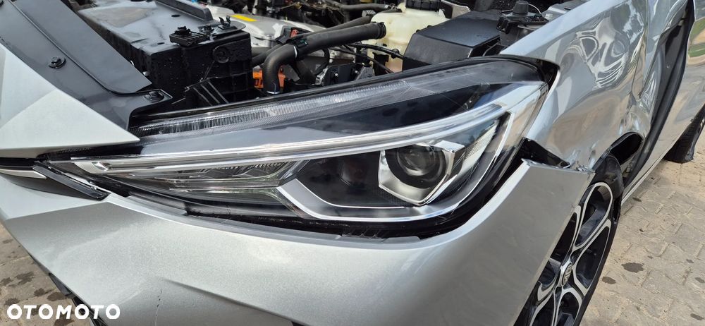 MG ZS Hybrid+ - 21