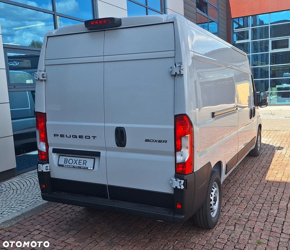 Peugeot Boxer Furgon L3H2 3.3T Diesel 2.2 140 KM Manual - 21