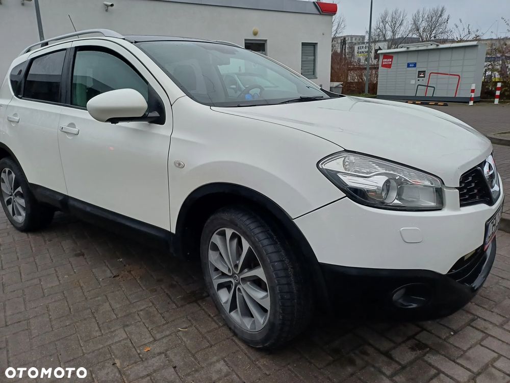 Nissan Qashqai - 2