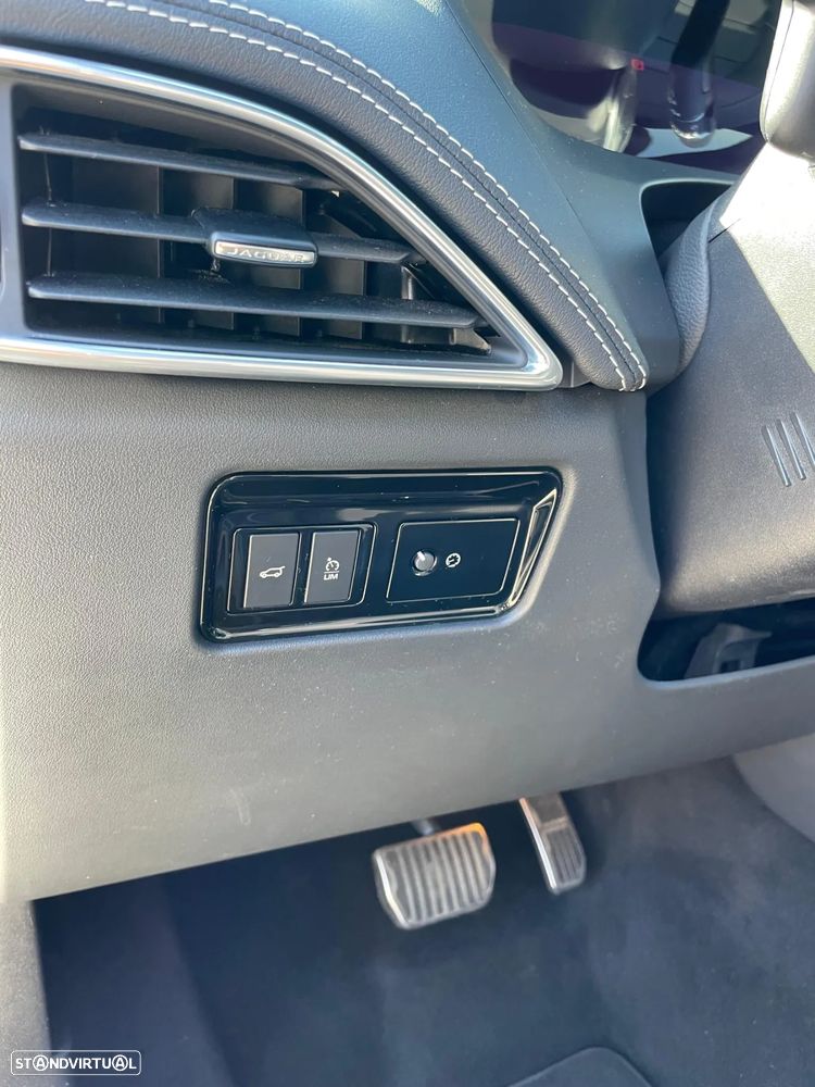 Jaguar F-Pace 2.0 i4D R-Sport Aut. - 13