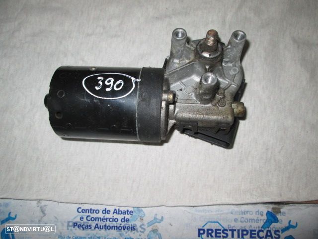 Motor Limpa Vidros Frente 0390241141 OPEL ASTRA G   1998 1.4I  16V 90CV 4P CINZA BOSCH OPEL ASTRA G SPORT VAN 1999 1.7TD 68CV 3P PRETO BOSCH OPEL ASTRA G CARAVAN 1999 2.0DI 82CV 5P PRETO Frente  Bosch - 1