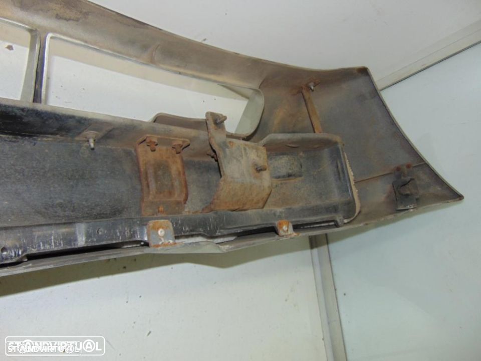 Kia Sportage ano 2000 pára-choques - 4