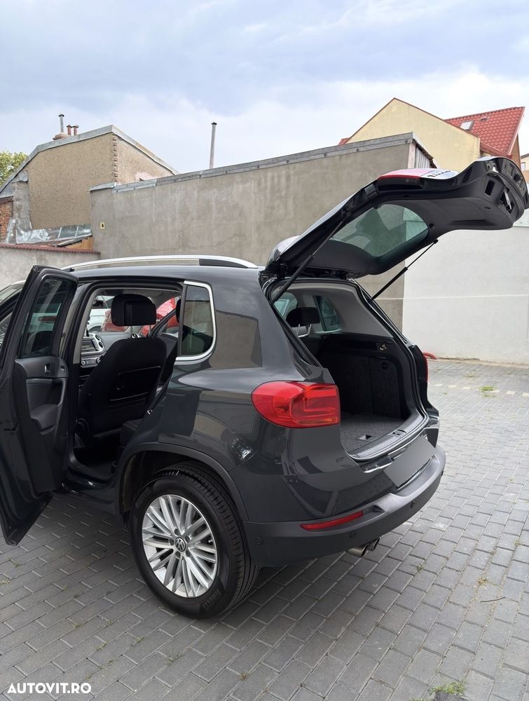 Volkswagen Tiguan 2.0 TDI DPF 4Motion BlueMotion Technology DSG Sport & Style - 5