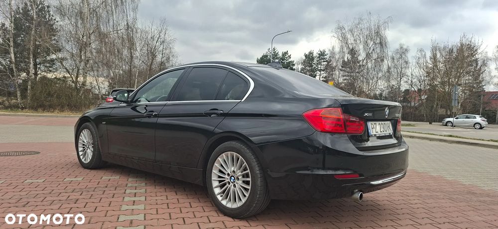BMW Seria 3 320d xDrive Luxury Line - 4