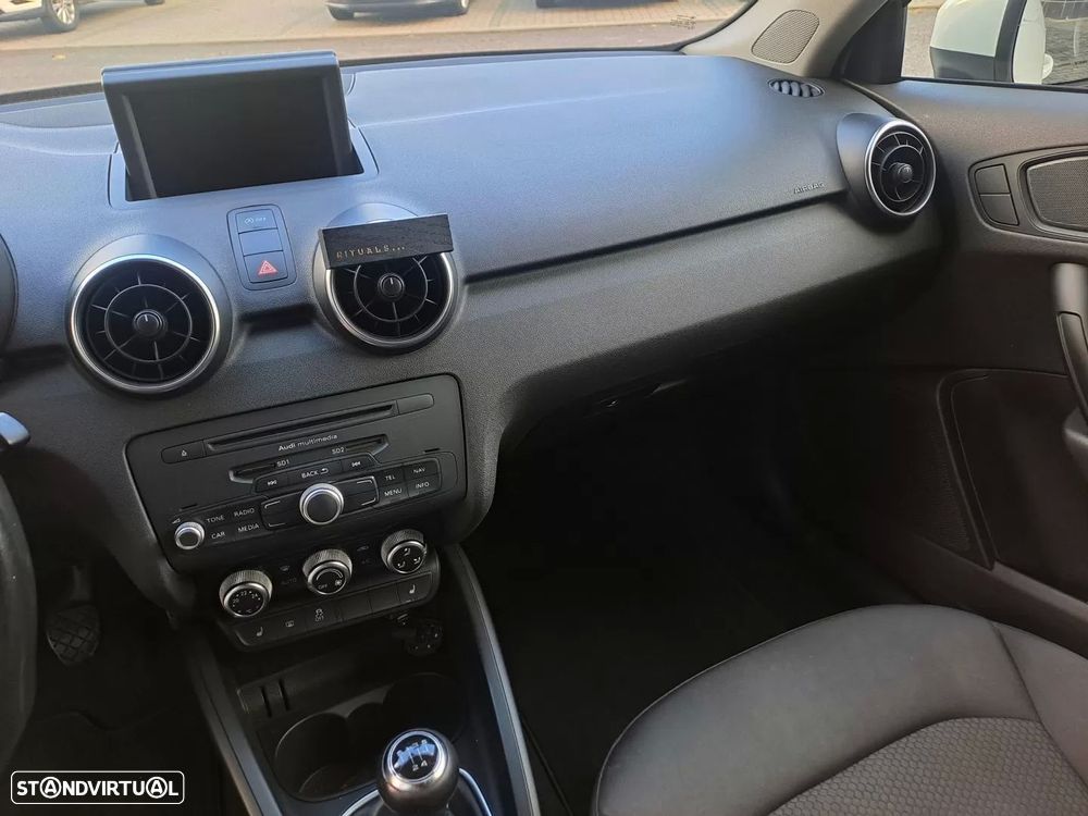 Audi A1 1.6 TDI Attraction - 15