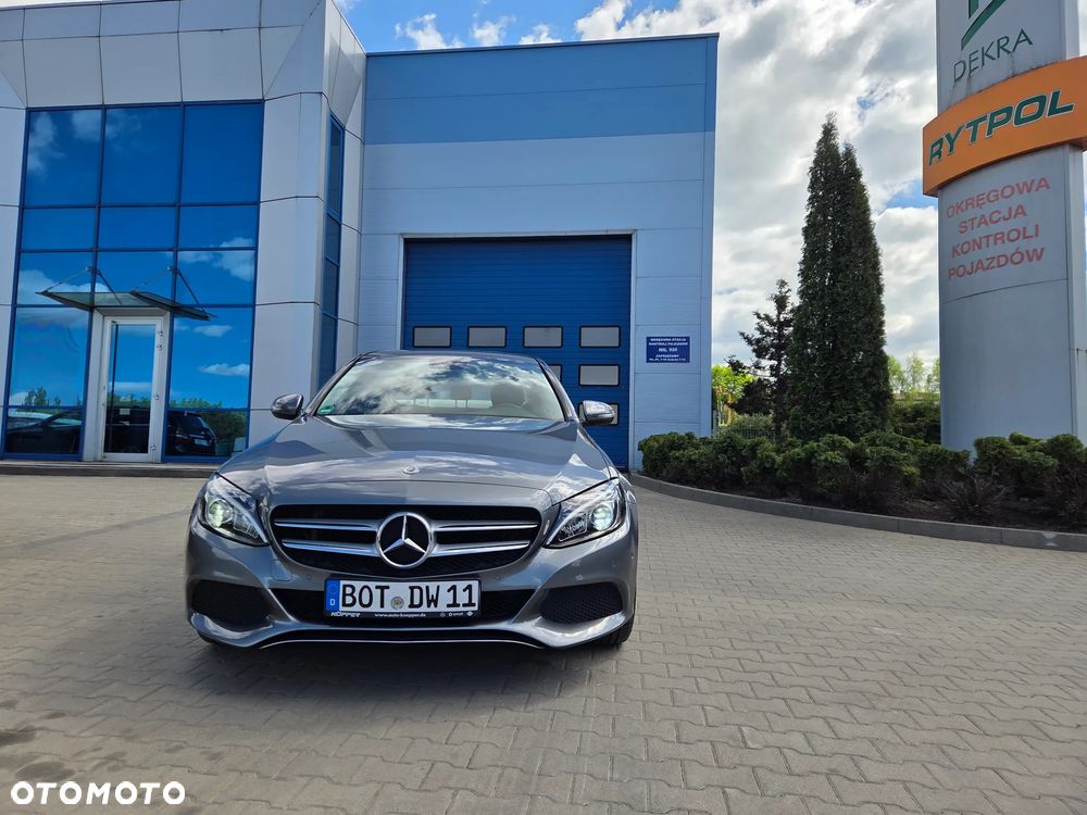 Mercedes-Benz Klasa C 180 9G-TRONIC Edition - 3