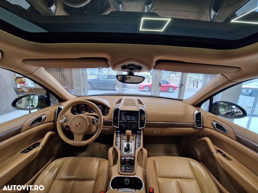 Porsche Cayenne Tiptronic S - 7